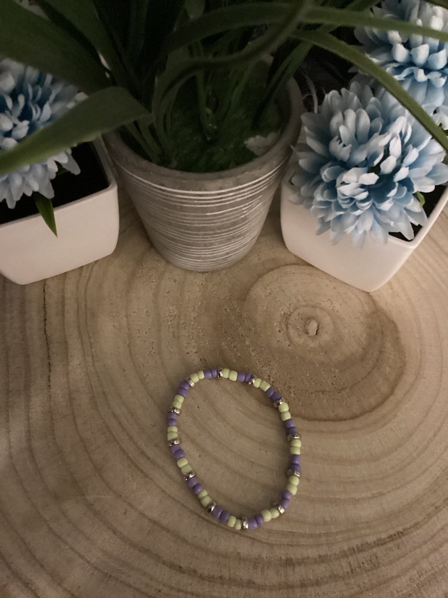 Bracelet violet et vert anis