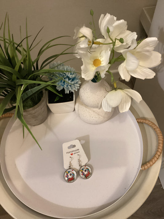 Boucle d’oreille pendante licorne