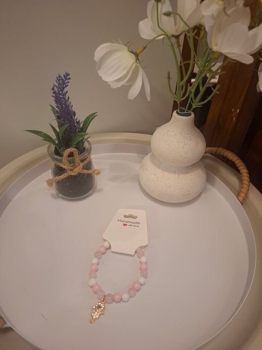 Bracelet  avec la main de fatma rose