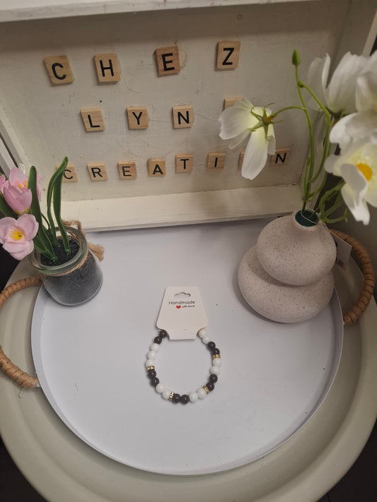 Bracelet marron et blanc